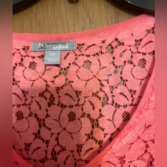 New Directions Woman top 1X. - Picture 2 of 10